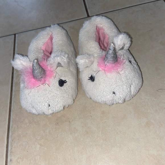 9-10c slipper bundle (2 pairs) - Picture 3 of 7